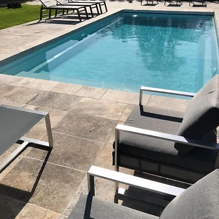 Napoleon Chateau Luxuryapartment For 18 Guests With Pool Near Paris!